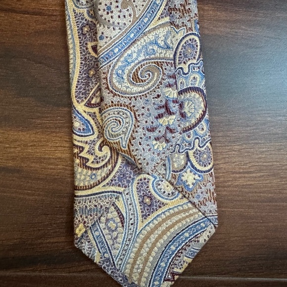 JOS A BANK Paisley Patterned Silk Tie Made in Italy - Picture 5 of 9